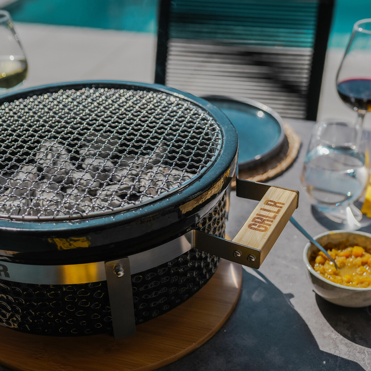 BARBECUE DA TAVOLO GRLLR TOKIO SHICHIRIN NERO  | Il Mondo Del Barbecue