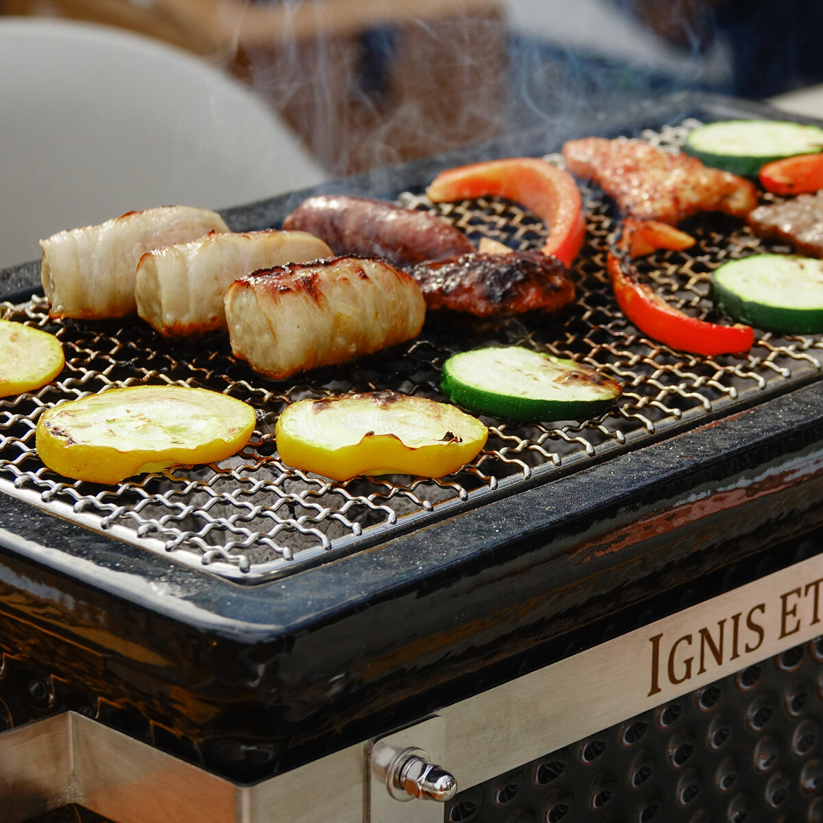 BARBECUE DA TAVOLO GRLLR OSAKA SHICHIRIN NERO | Il Mondo Del Barbecue