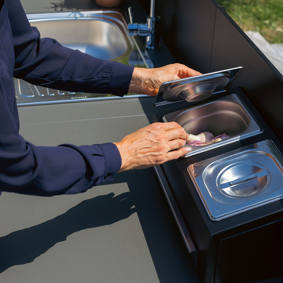 CREDENZA PICCOLA GASTRONORM PER MODULO ENO Eno Piastre in ghisa smaltata | Il Mondo Del Barbecue CREDENZA PICCOLA GASTRONORM PER MODULO ENO Eno Piastre in ghisa smaltata | Il Mondo Del Barbecue