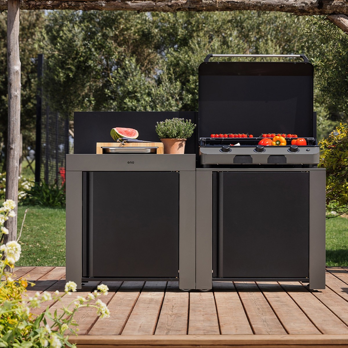 CUCINA ENO ESSENTIEL 2 MODULI GRIGIO SCURO E NERO