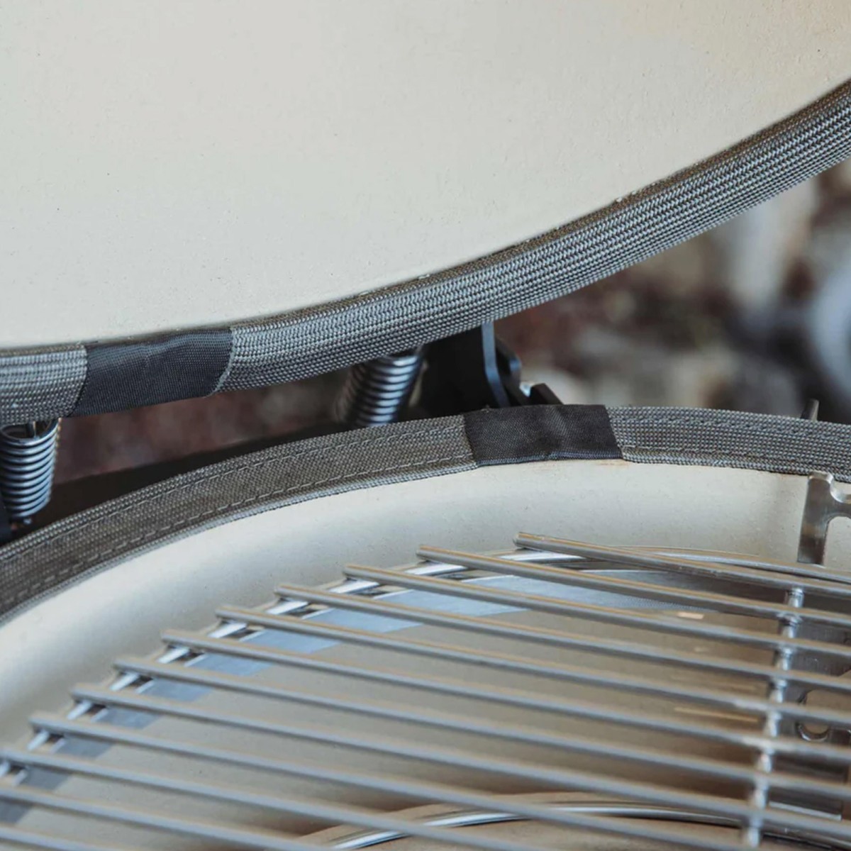 BARBECUE A CARBONE MONOLITH ONE 66 CON CARRELLO Monolith Barbecue a carbone | Il Mondo Del Barbecue