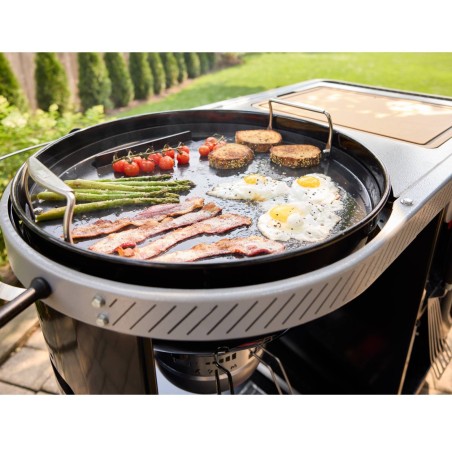 BARBECUE A CARBONE WEBER PERFORMER DELUXE Ø 57 CM Ø Weber Barbecue a carbone | Il Mondo Del Barbecue