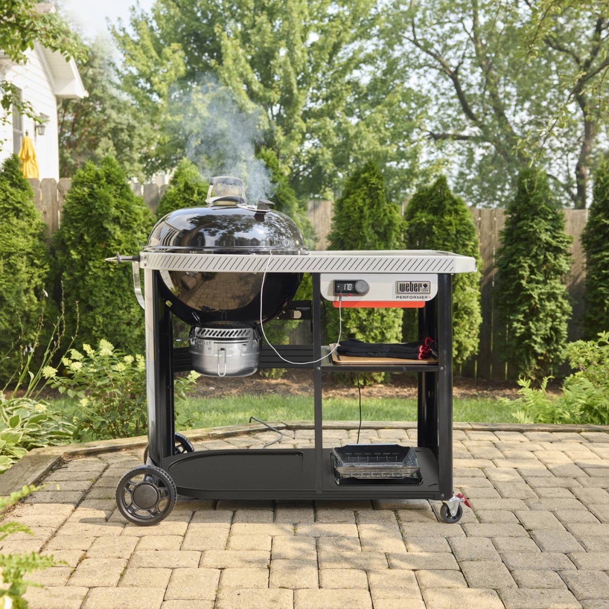 BARBECUE A CARBONE WEBER PERFORMER DELUXE SMART Ø 57 CM Weber Barbecue a carbone | Il Mondo Del Barbecue