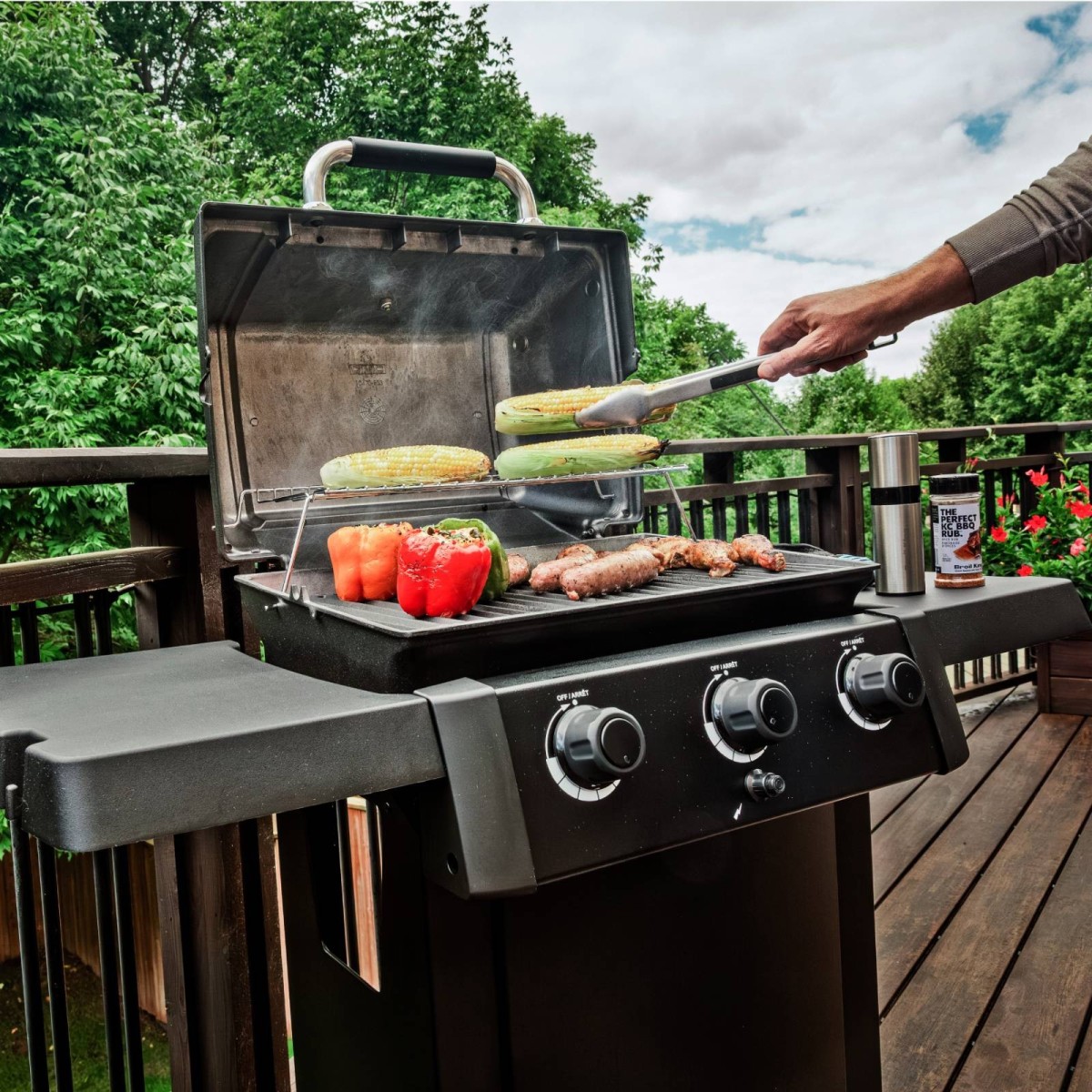 GEM 310 SHADOW Broil King Barbecue a gas | Il Mondo Del Barbecue