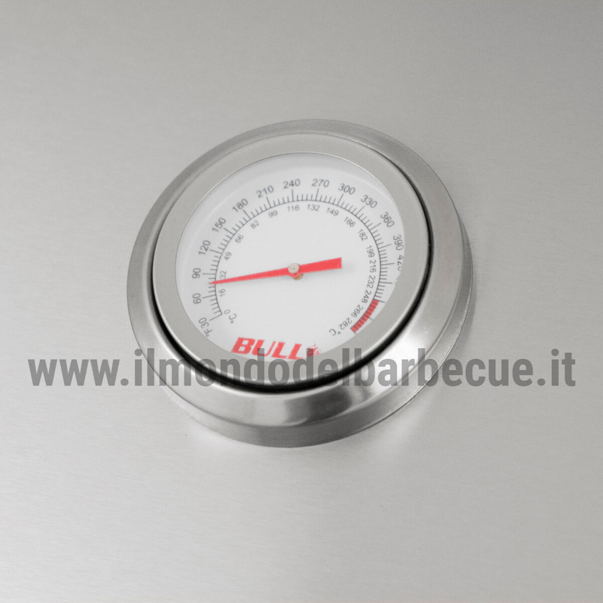 BARBECUE A CARBONE BULL BISON DA INCASSO