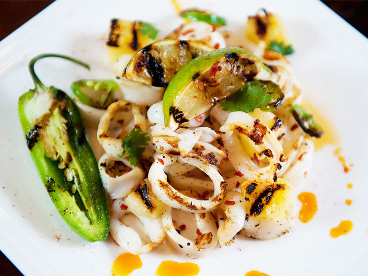 Calamari al tamarindo e salsa ananas