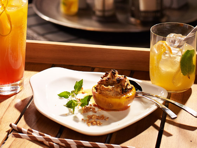 Pesche grigliate con amaretti e mascarpone